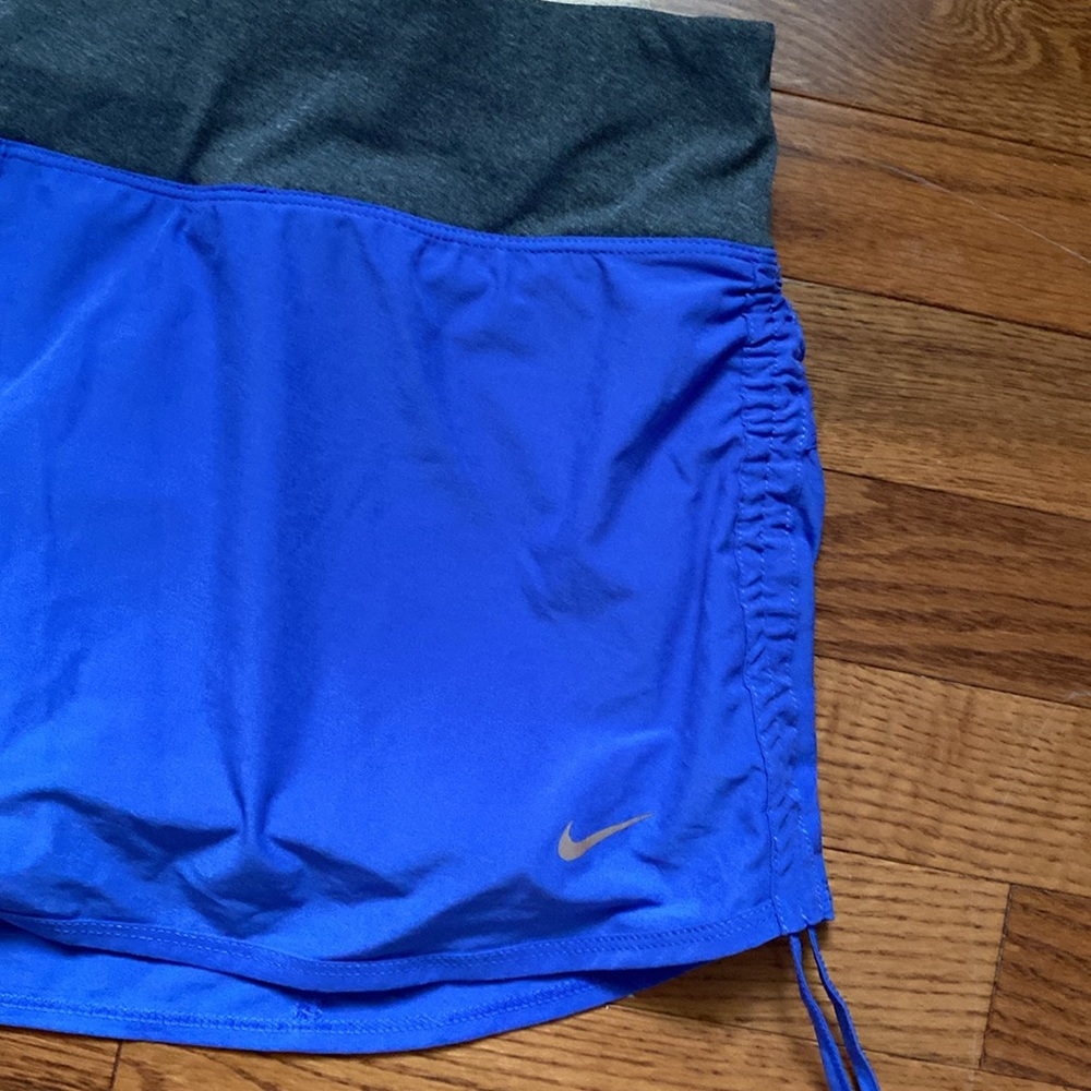 Mini athletic skort - Picture 2 of 4